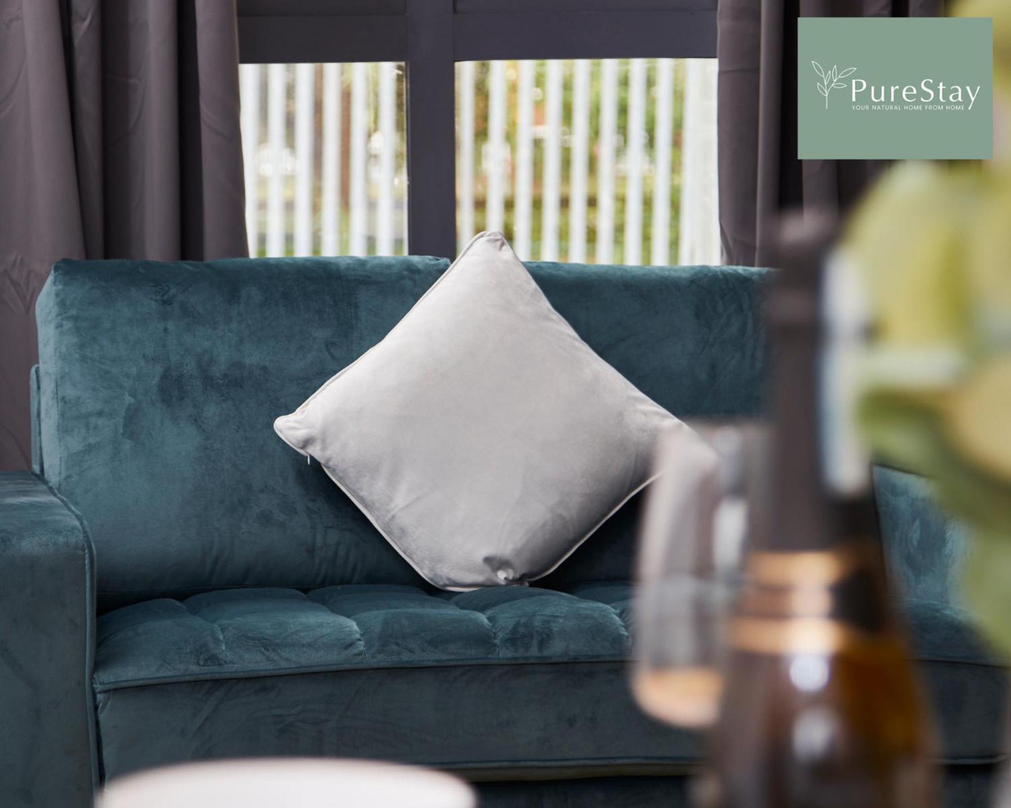 Stunning 5 Bed Manchester House With Parking By Purestay Short Lets & Serviced Accommodation Dış mekan fotoğraf