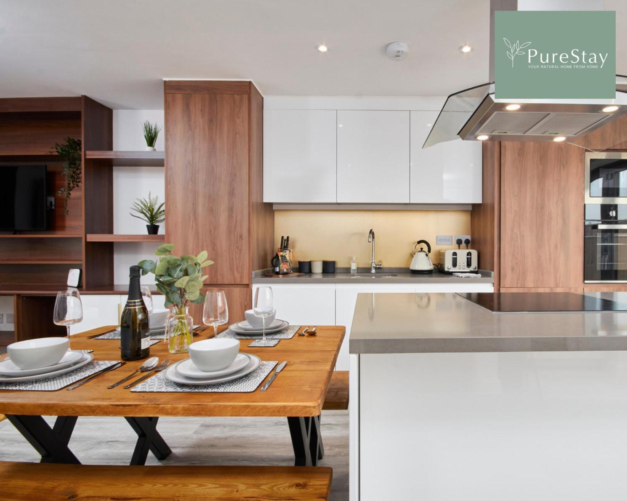 Stunning 5 Bed Manchester House With Parking By Purestay Short Lets & Serviced Accommodation Dış mekan fotoğraf