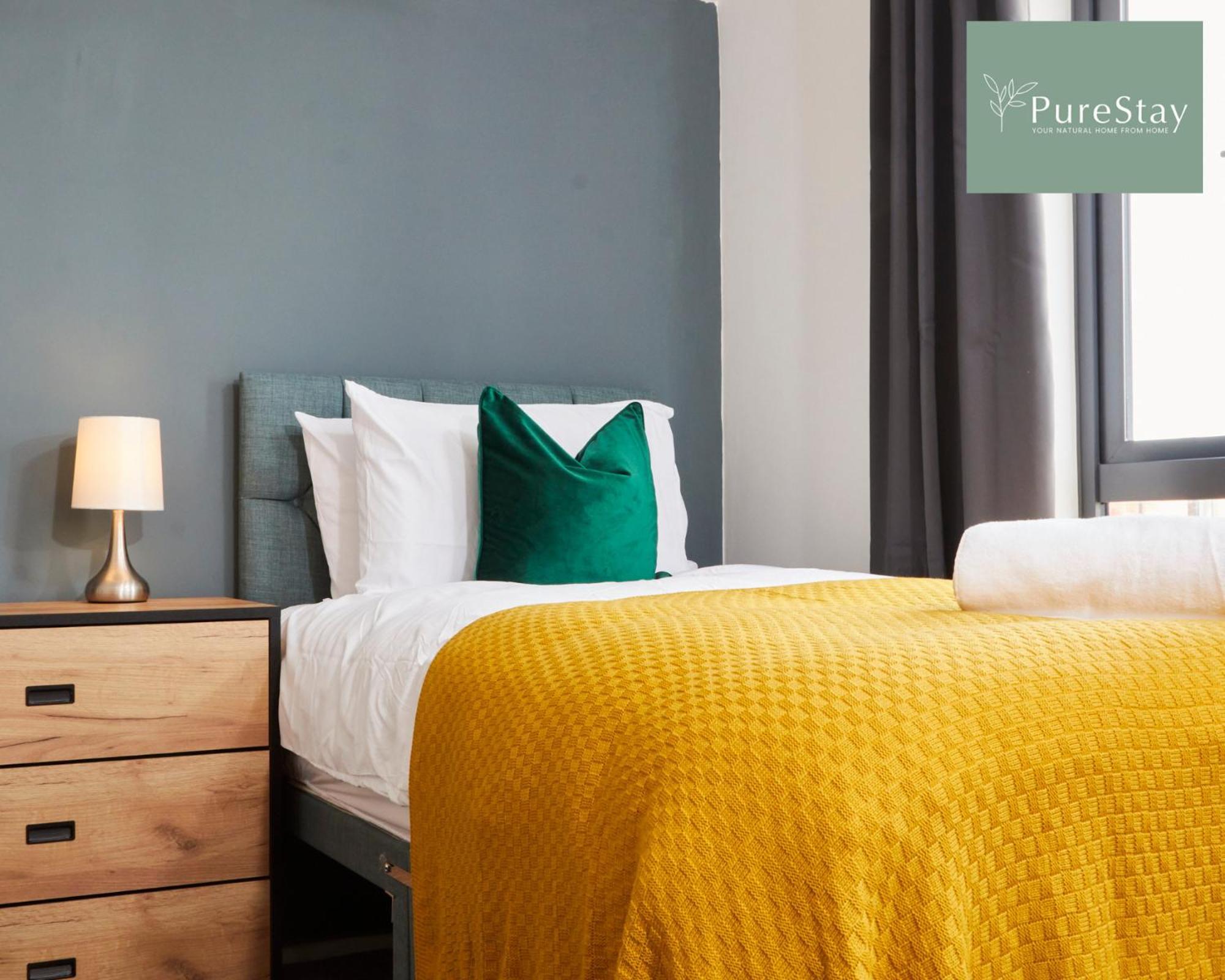 Stunning 5 Bed Manchester House With Parking By Purestay Short Lets & Serviced Accommodation Dış mekan fotoğraf