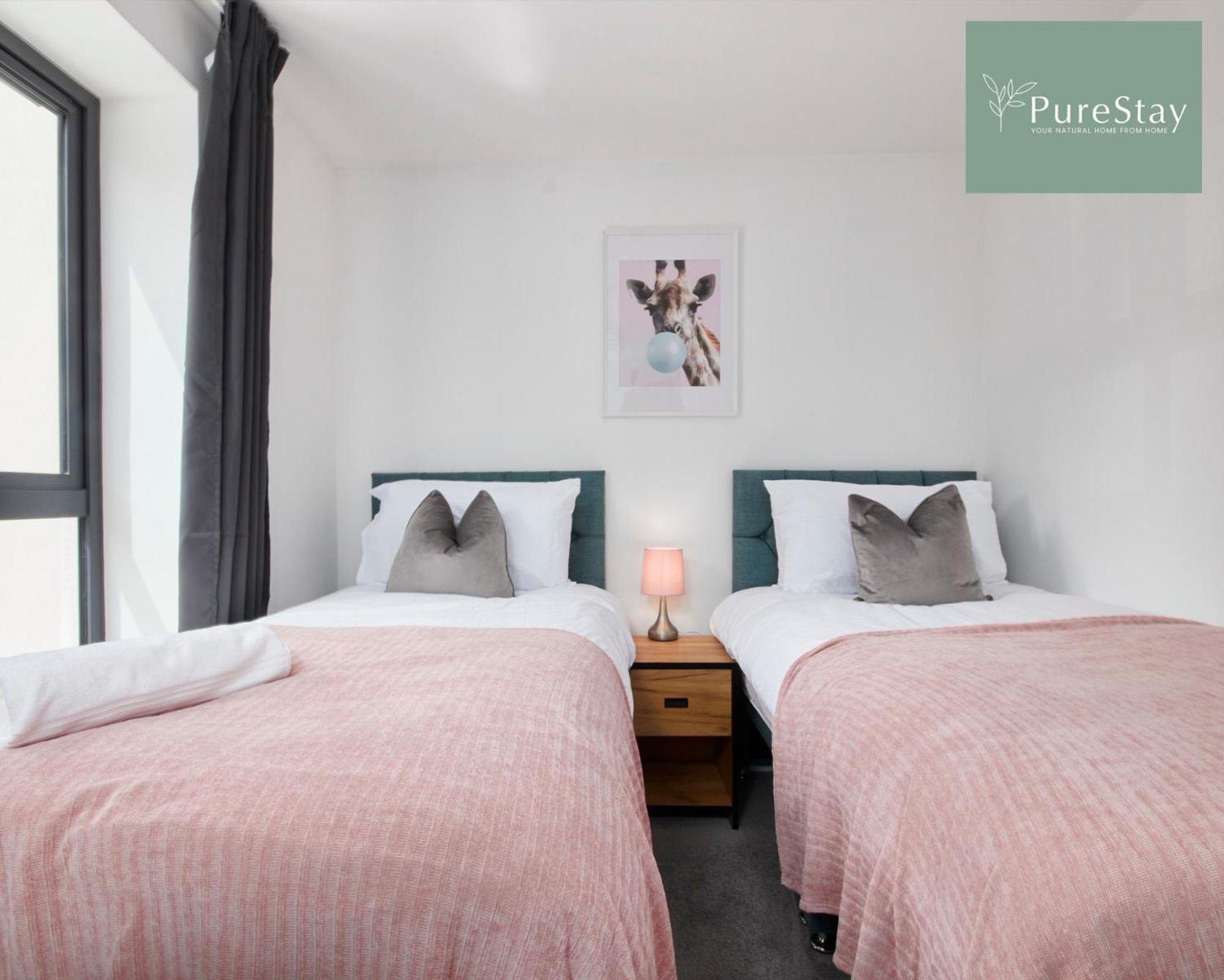 Stunning 5 Bed Manchester House With Parking By Purestay Short Lets & Serviced Accommodation Dış mekan fotoğraf