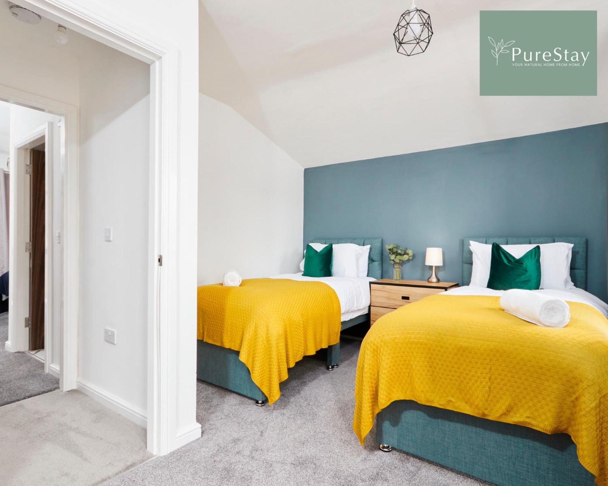 Stunning 5 Bed Manchester House With Parking By Purestay Short Lets & Serviced Accommodation Dış mekan fotoğraf
