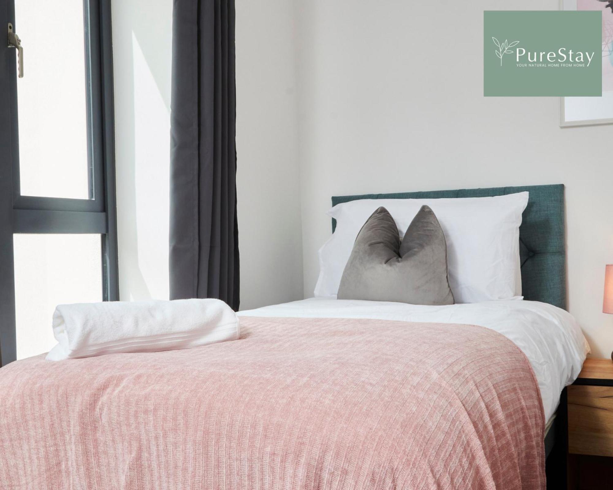 Stunning 5 Bed Manchester House With Parking By Purestay Short Lets & Serviced Accommodation Dış mekan fotoğraf