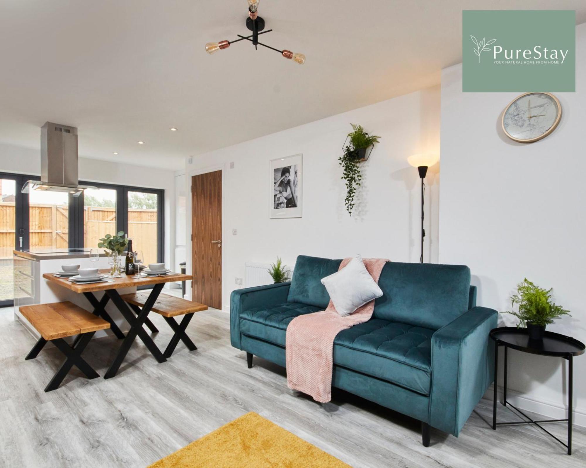 Stunning 5 Bed Manchester House With Parking By Purestay Short Lets & Serviced Accommodation Dış mekan fotoğraf