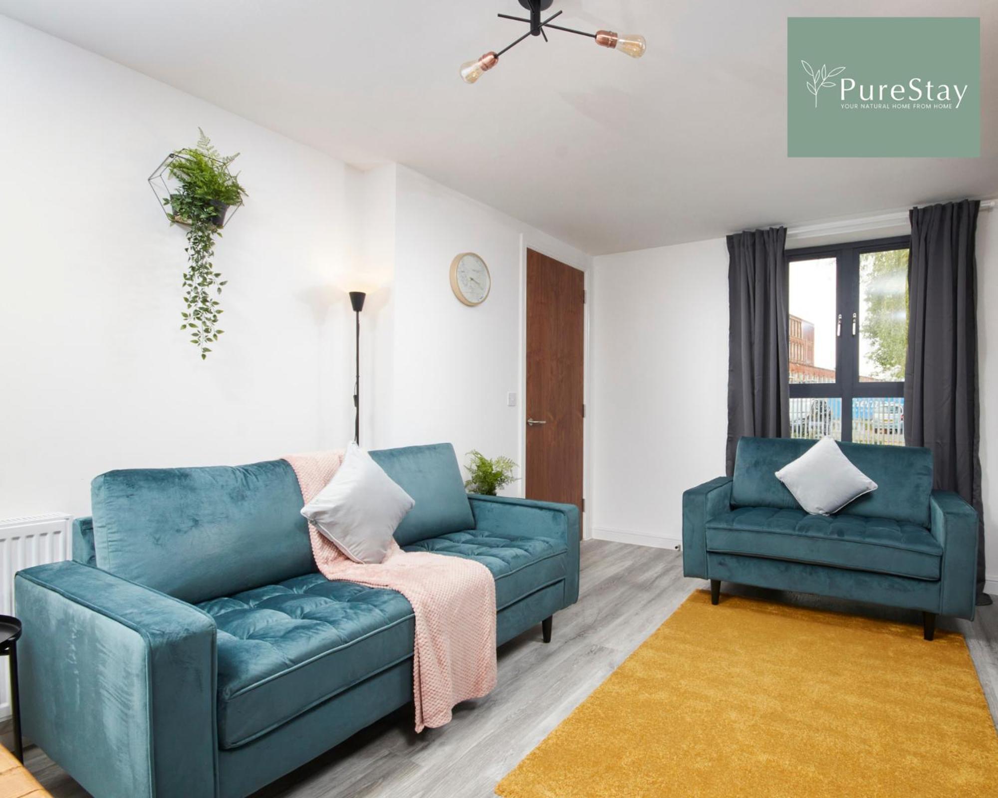 Stunning 5 Bed Manchester House With Parking By Purestay Short Lets & Serviced Accommodation Dış mekan fotoğraf