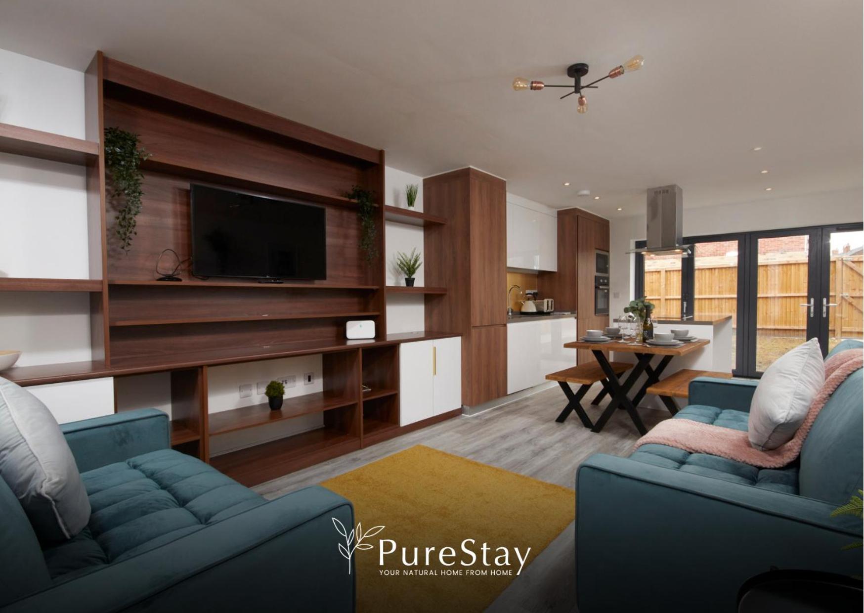 Stunning 5 Bed Manchester House With Parking By Purestay Short Lets & Serviced Accommodation Dış mekan fotoğraf